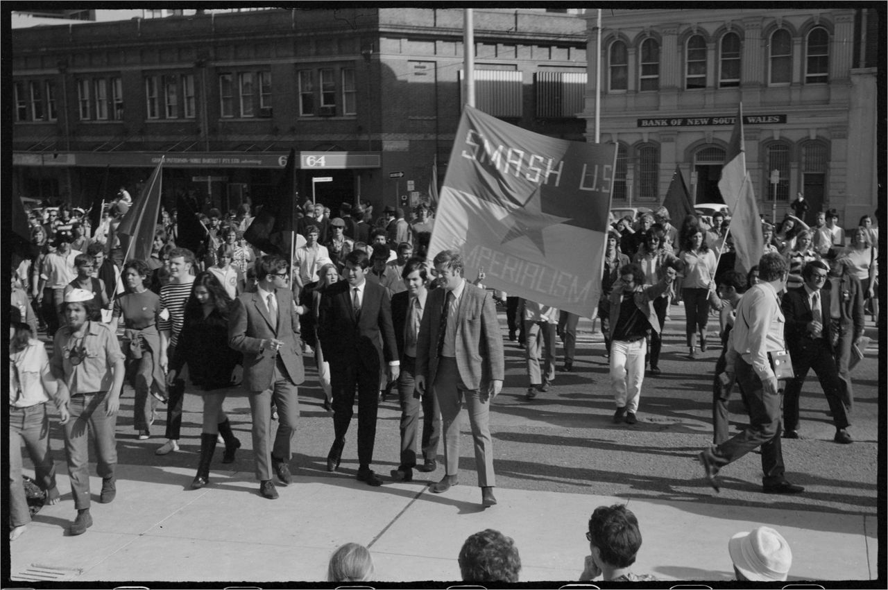 Protestors, Moratorium march, Brisbane, 1970